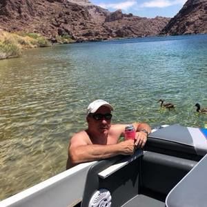 Meet your Posher, Robert